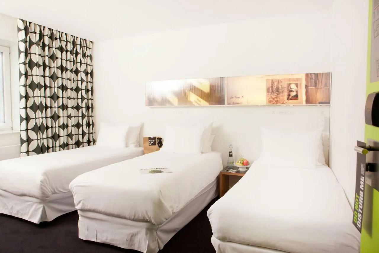 Hotel Gat Point Charlie Берлин